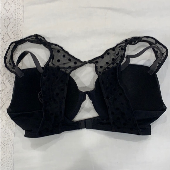 Black Victoria’s Secret Bra - Picture 3 of 5